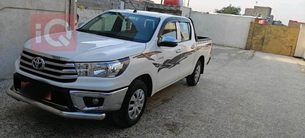 تويوتا هايلوكس